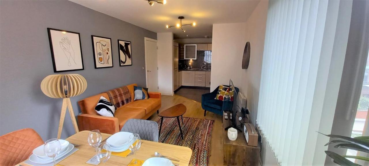 Stunning Modern Coventry City Centre Apartment Eksteriør bilde