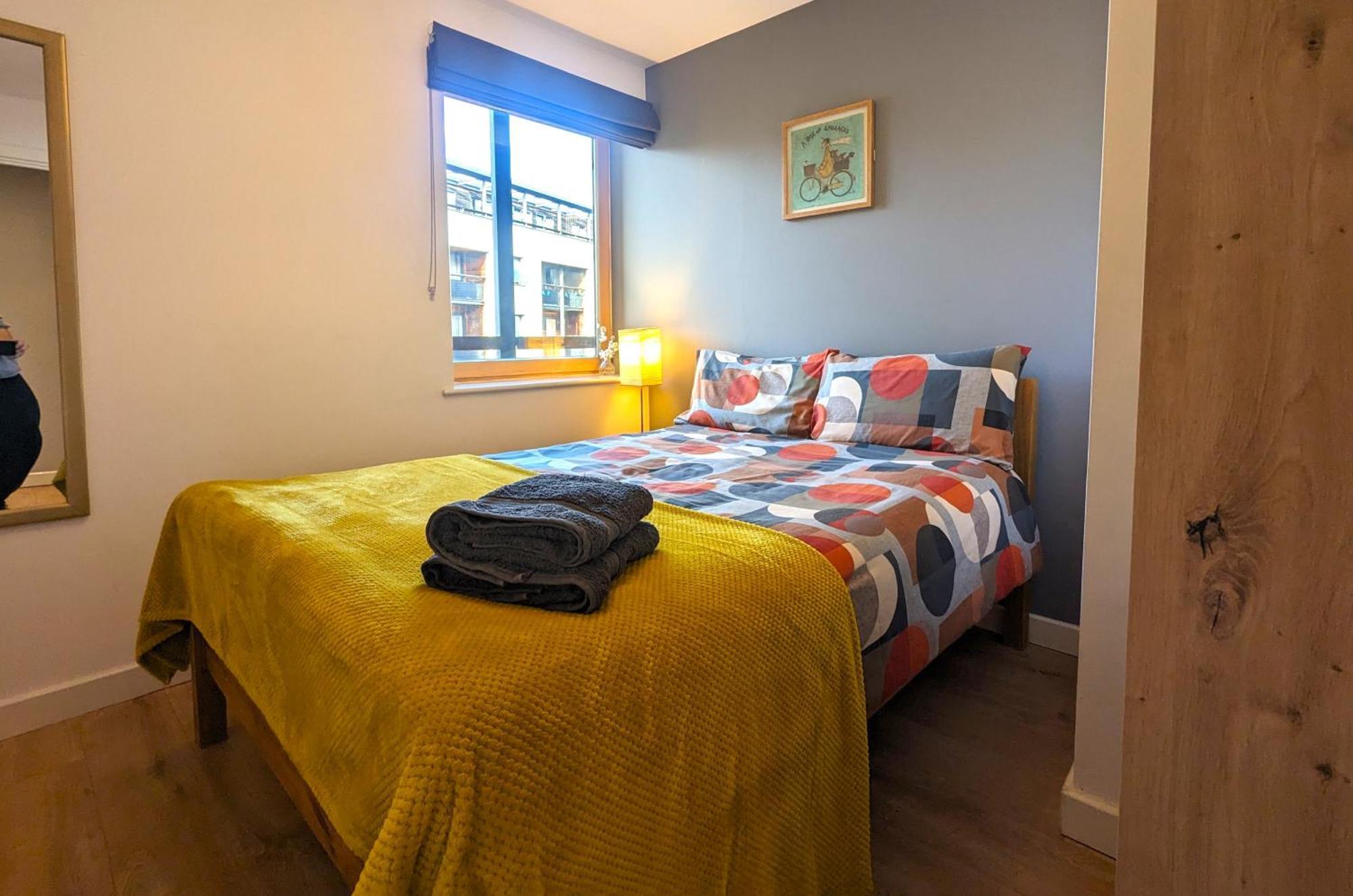 Stunning Modern Coventry City Centre Apartment Eksteriør bilde