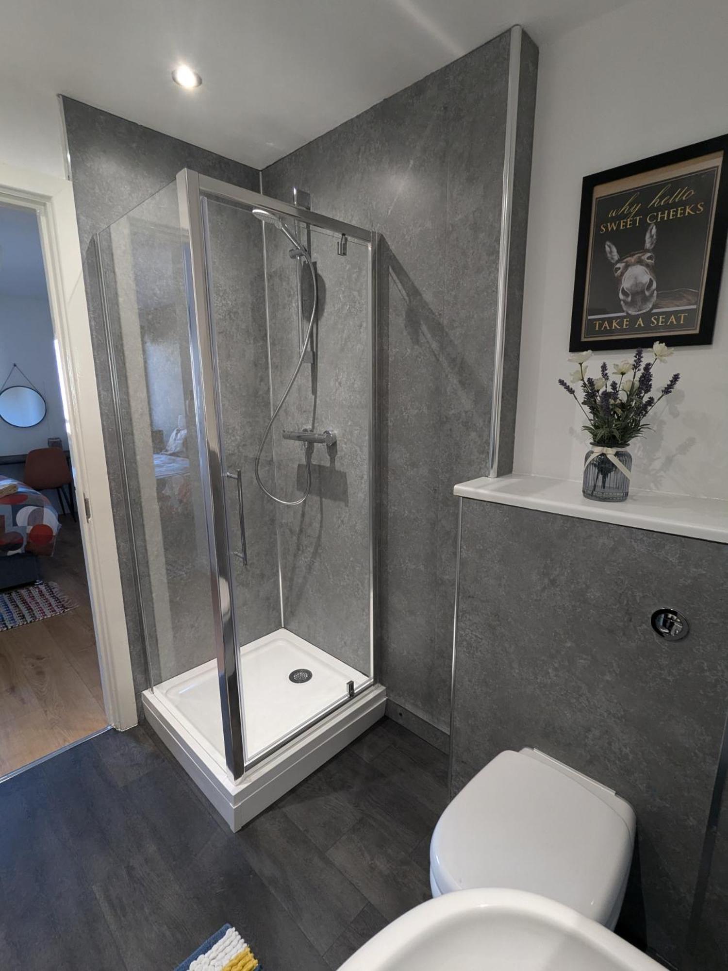 Stunning Modern Coventry City Centre Apartment Eksteriør bilde